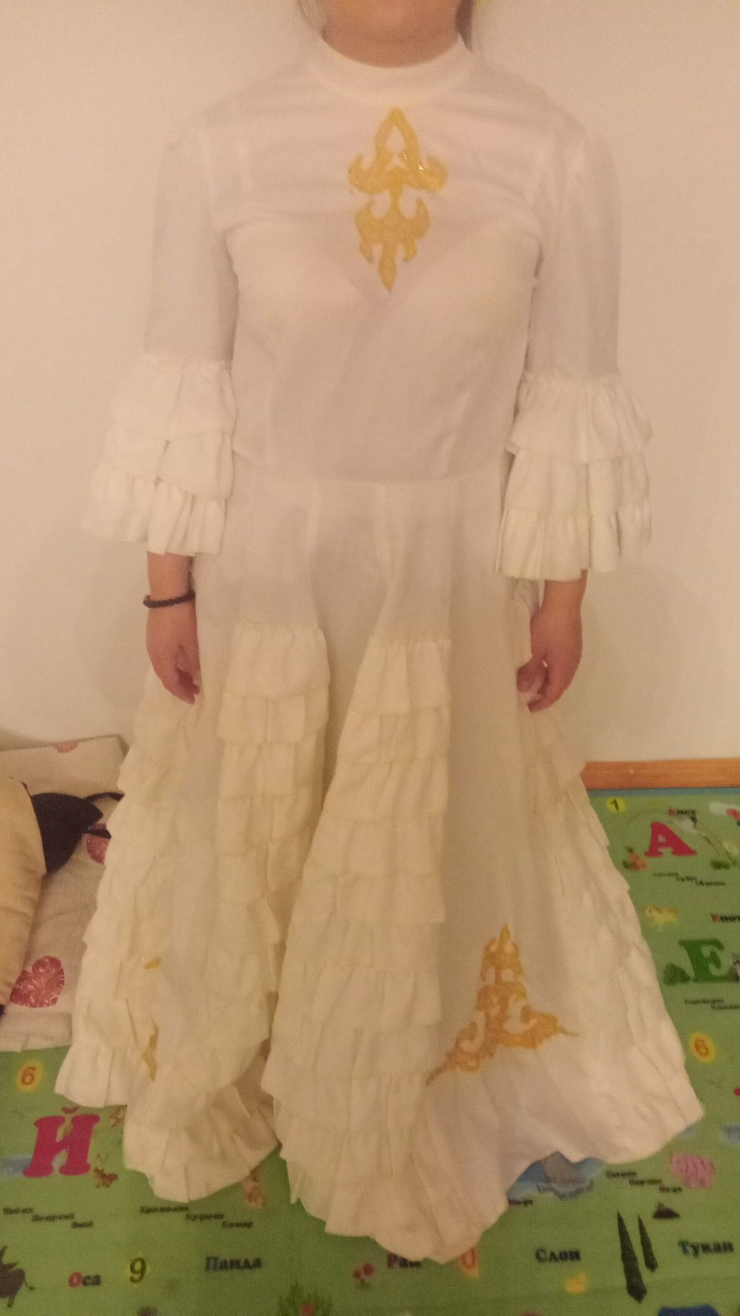 Срочно продам казахское платье