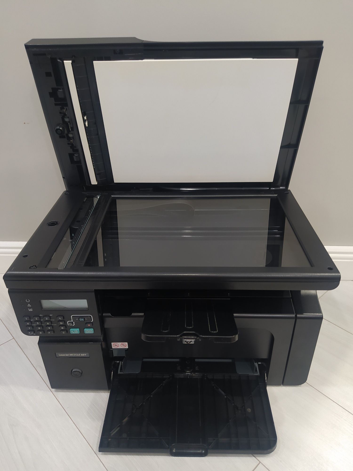 Лазерный принтер Hp laserjet M1212nf MFP