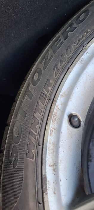 Anvelope iarna PIRELLI WINTER 240 SOTTOZERO SERIE II 285/35R18 101V