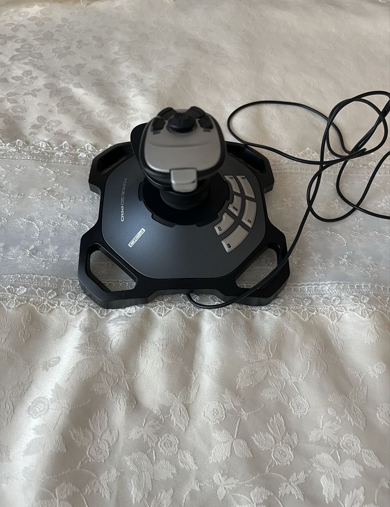 Авиасимулятор Thrustmaster, авиаджойстик, авиапедали