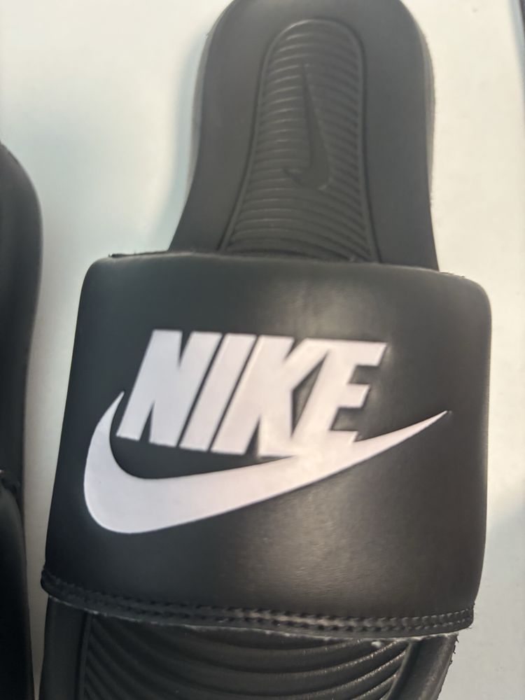 Джапанки на Nike