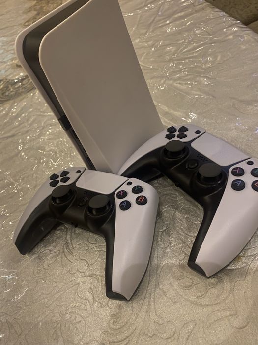 Ps5 mini , Sega ga o’xshash retro o’yinlar,2 ta jyoatik 1000 xil o’yin