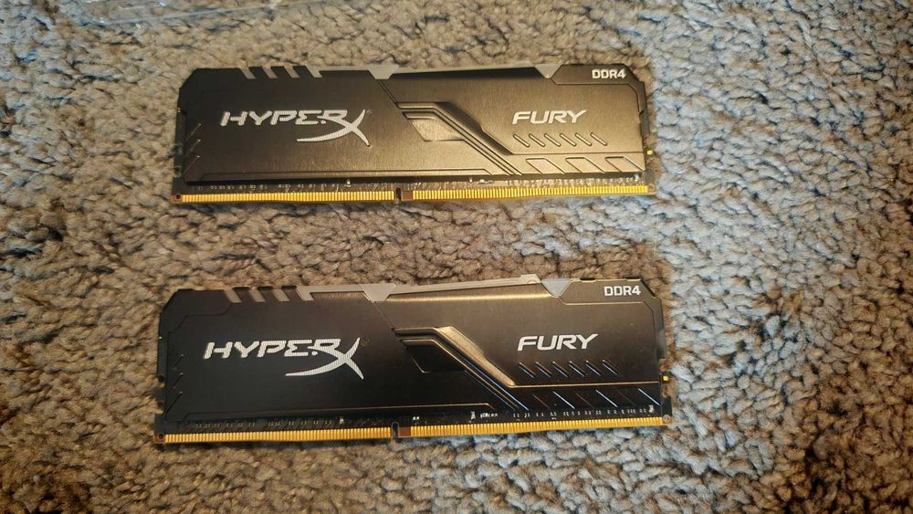 Рам памет Kingston HyperX FURY RGB 32GB (2x16GB) DDR4 3200MHz