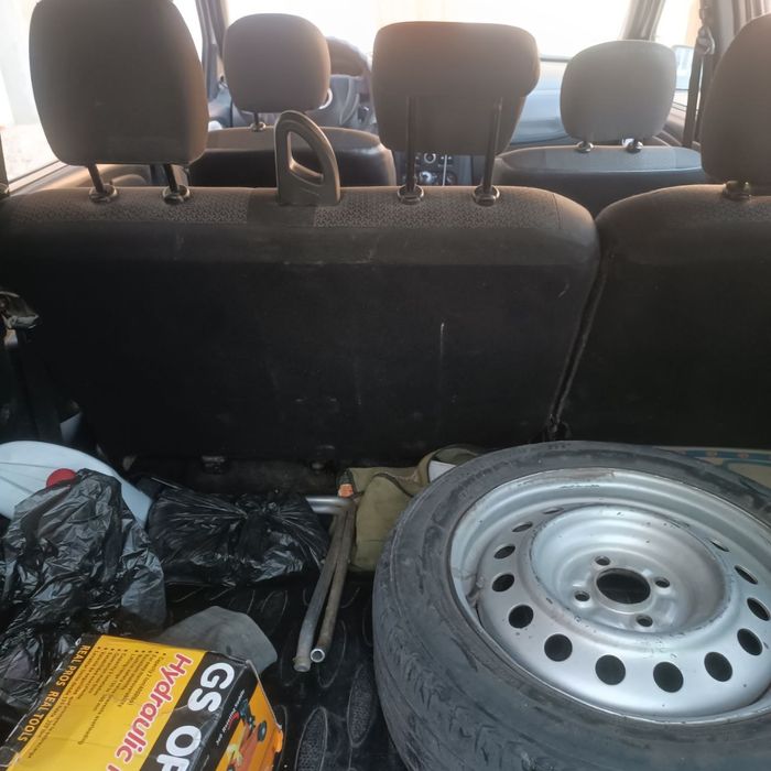 Largus sotiladi holati yaxwi