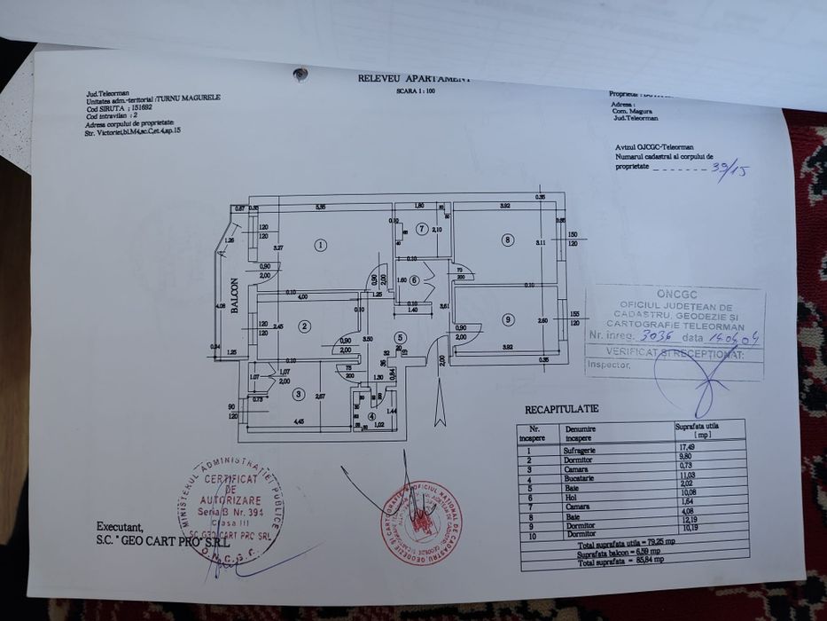 Vand apartament 4 camere