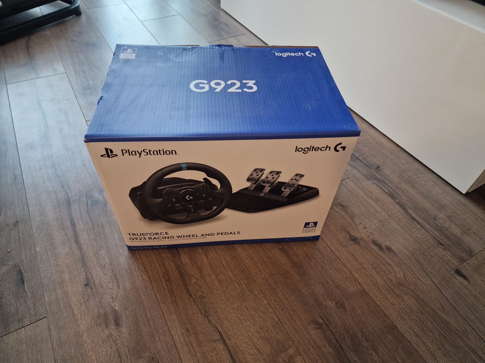 Волан с педали Logitech G923