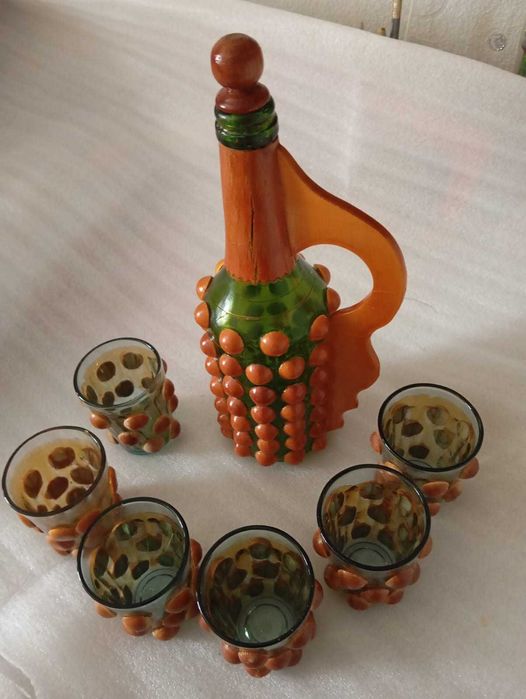 Набор графин и 6 стопок, советский.