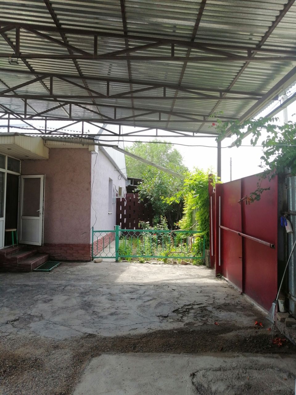 Продаётся пол дома
