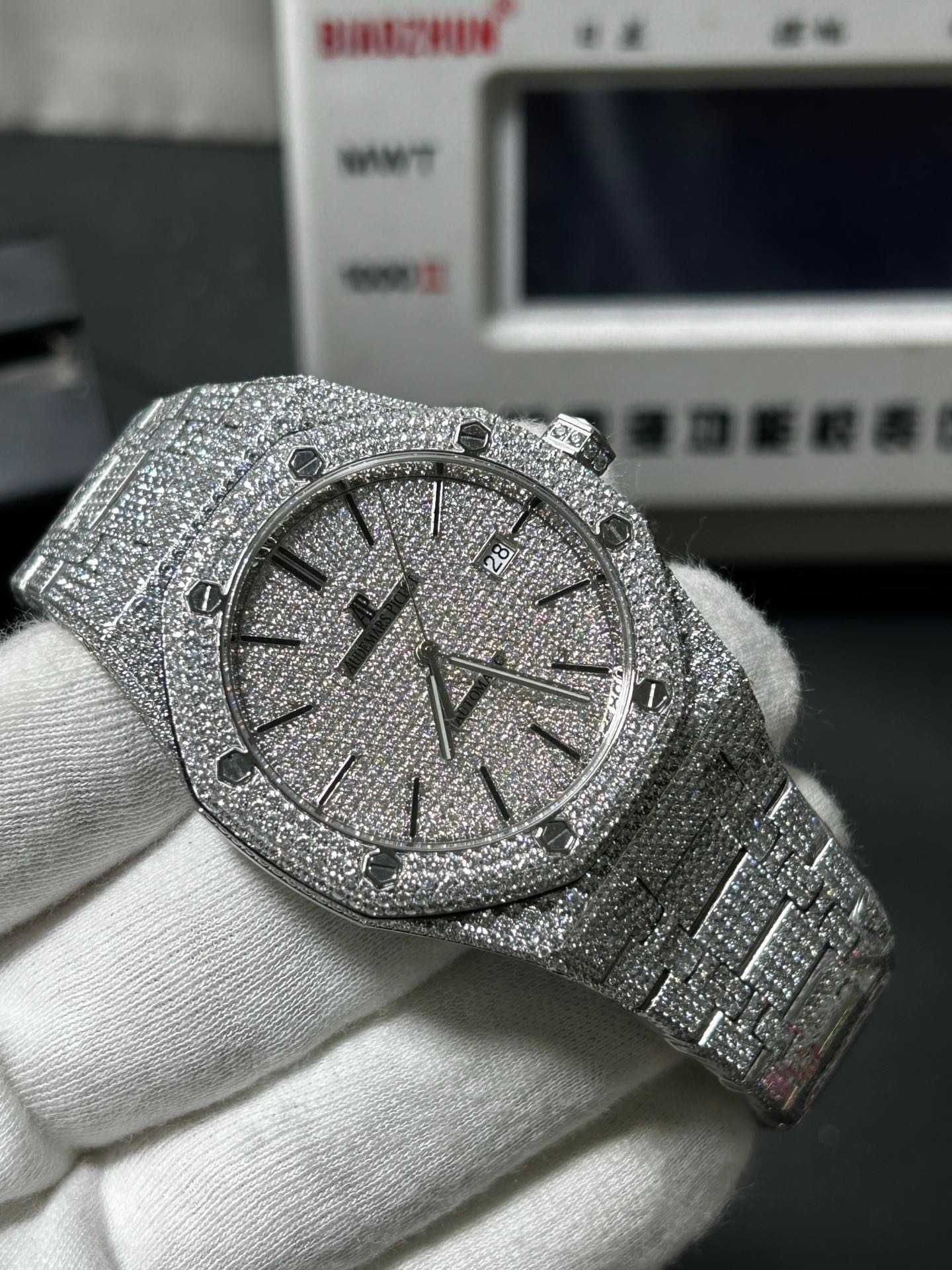 Audemars Piguet Royal Oak Full Diamond Silver