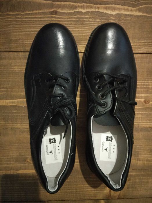 Нови мъжки обувки (естествена кожа)