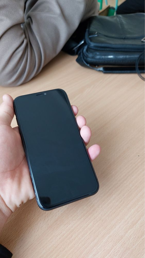 iphone 11 64 90% ideal black