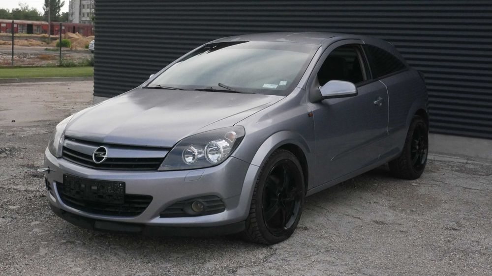 Opel Astra H 2004-2010 НА ЧАСТИ В ОПИСАНИЕТО