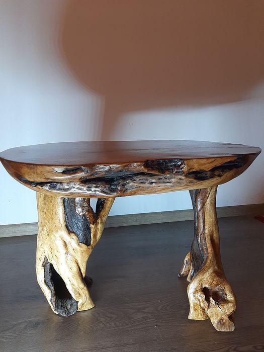 Masa de cafea unicat din lemn masiv