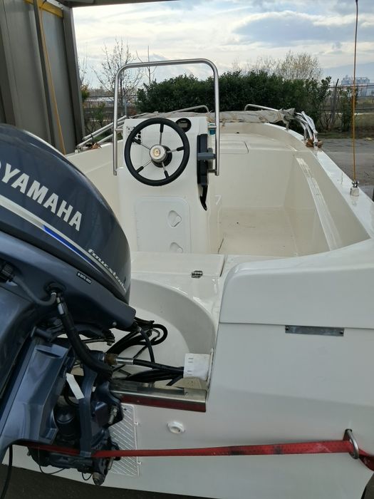 Морска лодка Алегра