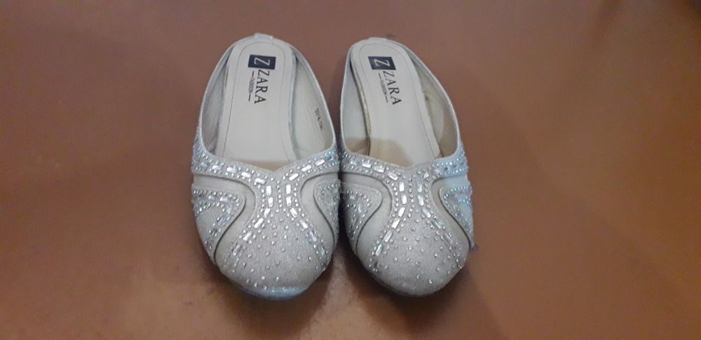 Женская обувь  в хорошем состоянии