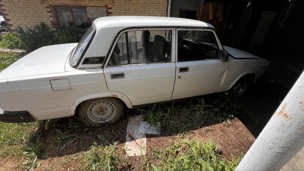 Продам жигули ваз 2107 , инжектор 2007