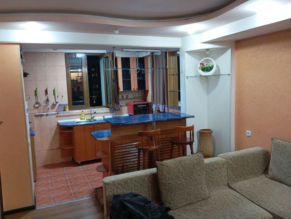 Срочно сдается квартира 2 х комнатная около МВД, интерпол