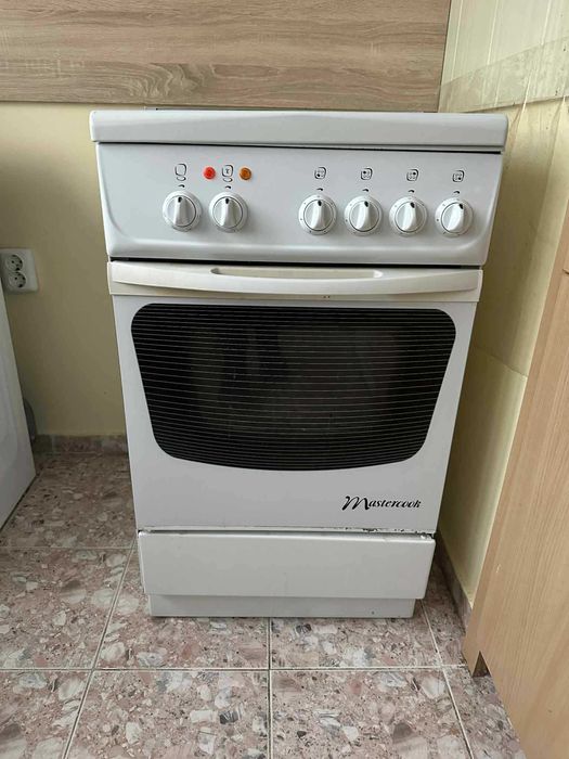 Използвана готварска печка в добро състояние