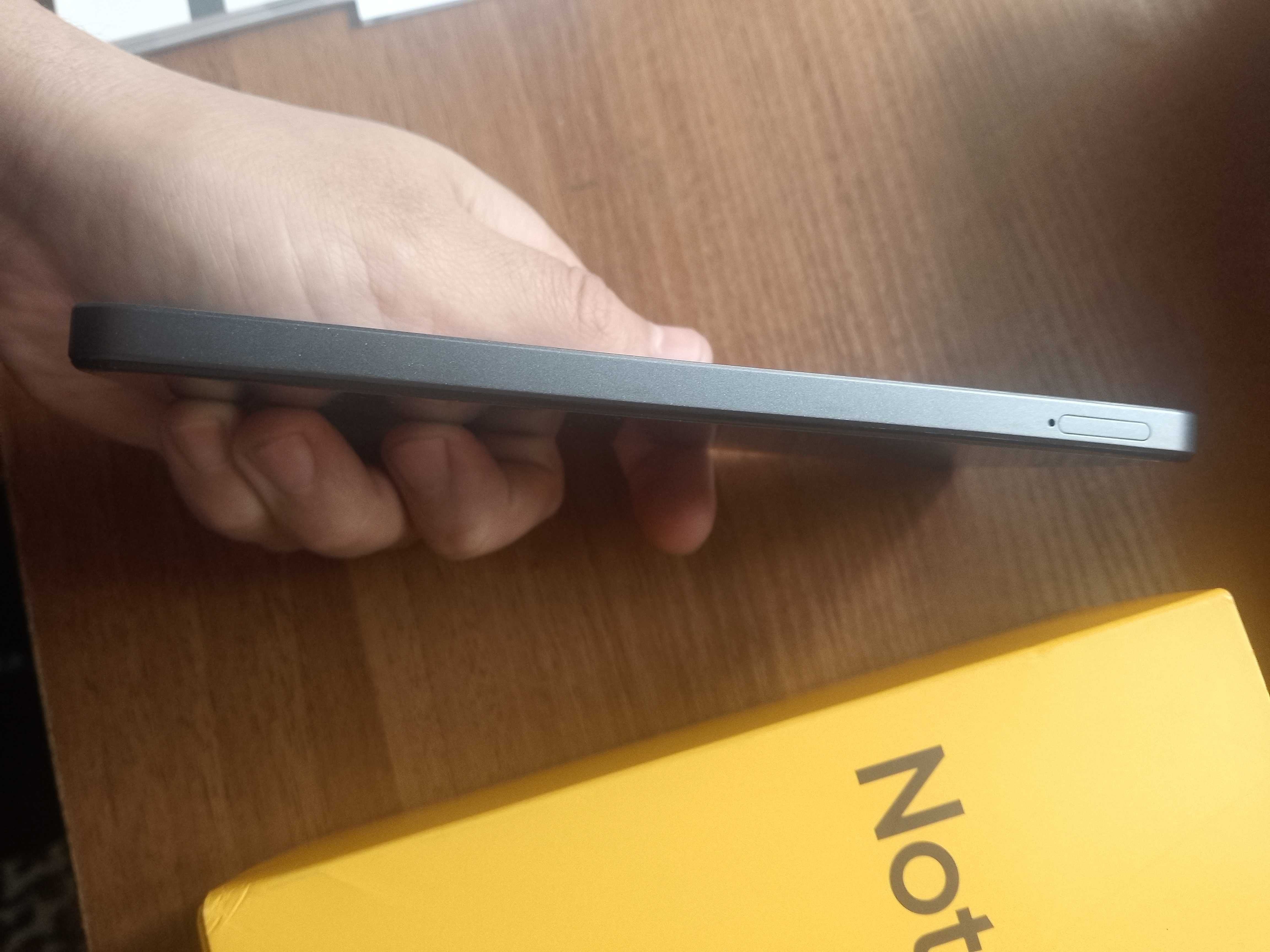 телефон Realmi note 50