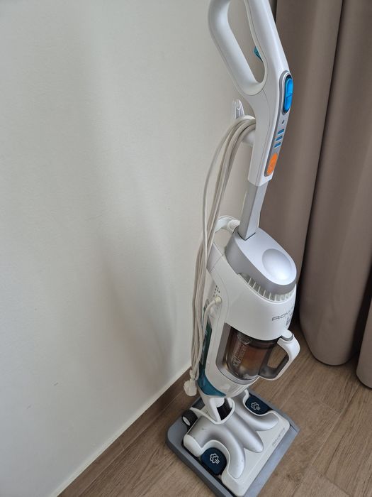 Vând aspirator Rowenta dual clean & steam