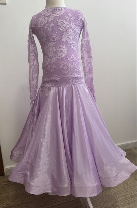 Рокля за спортни танци