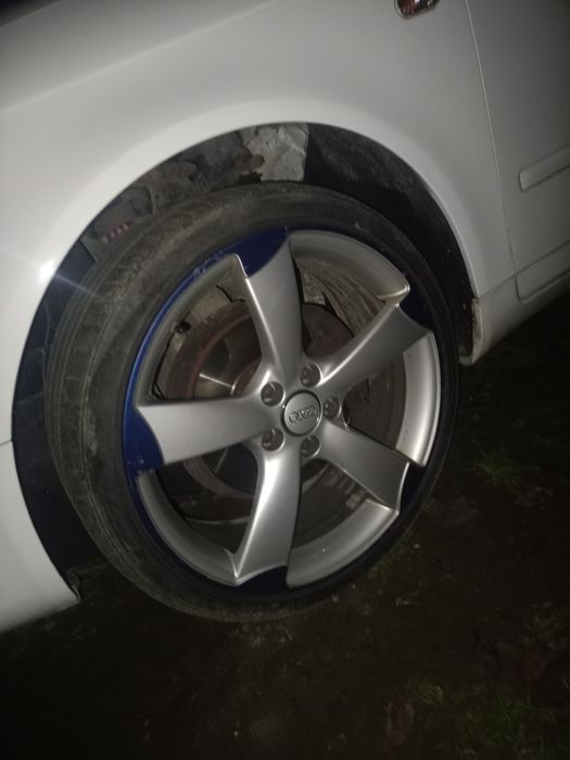 Jante R19 Audi, cu anvelopele