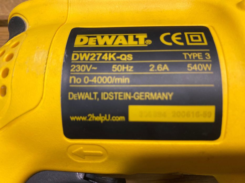Винтоверт за гипсокартон Dewalt DW 274