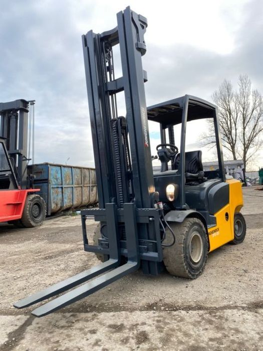 Jungheinrich DFG 430 Stivuitor diesel Jungheinrich DFG 430 an 2015 Posibilitate finantare!