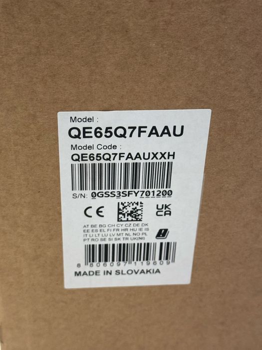 Продавам чисто нов телевизор Samsung QE65Q7F