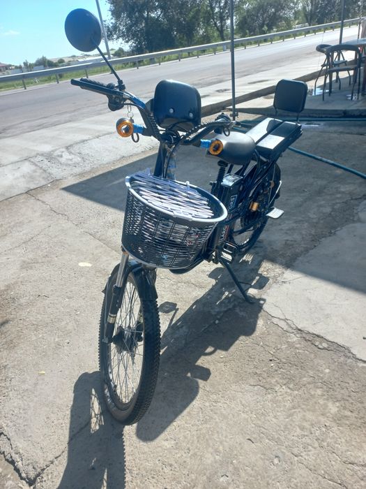 Срочна сотилади.