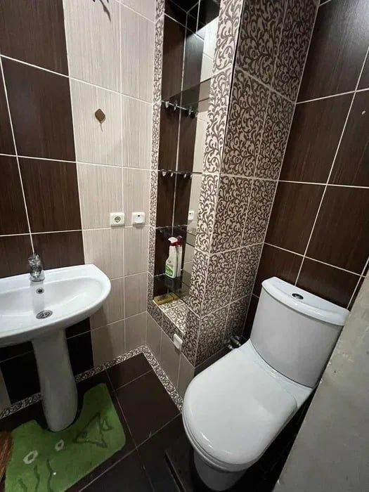 Shayhontohur Tinchlik metroda kvartira ijaraga beriladi