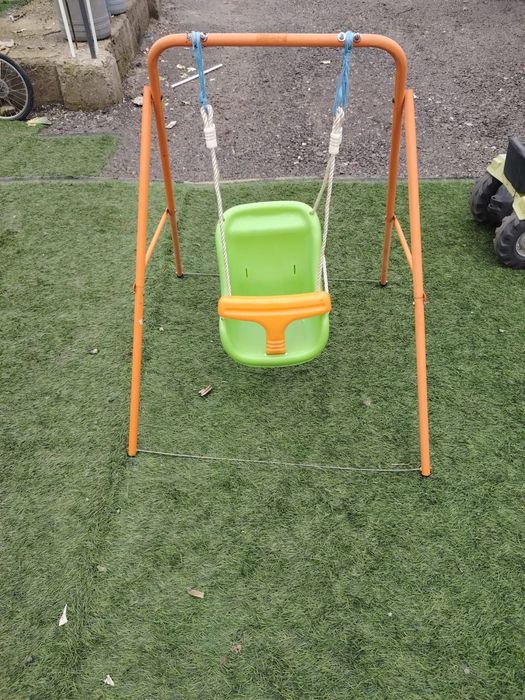 Leagan pentru copii mici