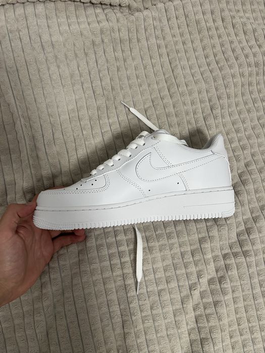 air force 1 triple white