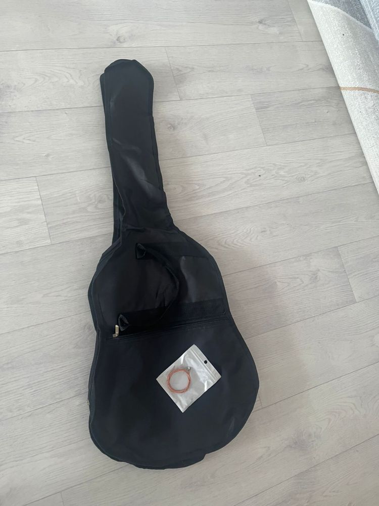 Продам гитара 38 размер