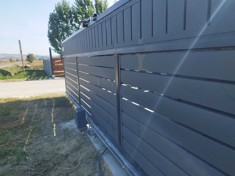 Producator de porti metalice din tabla decupata laser Iasi