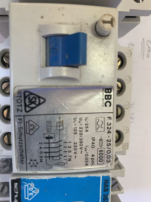 Siguranta diferentiala tetrapolara