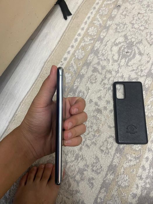 Samsung galaxy S20FE