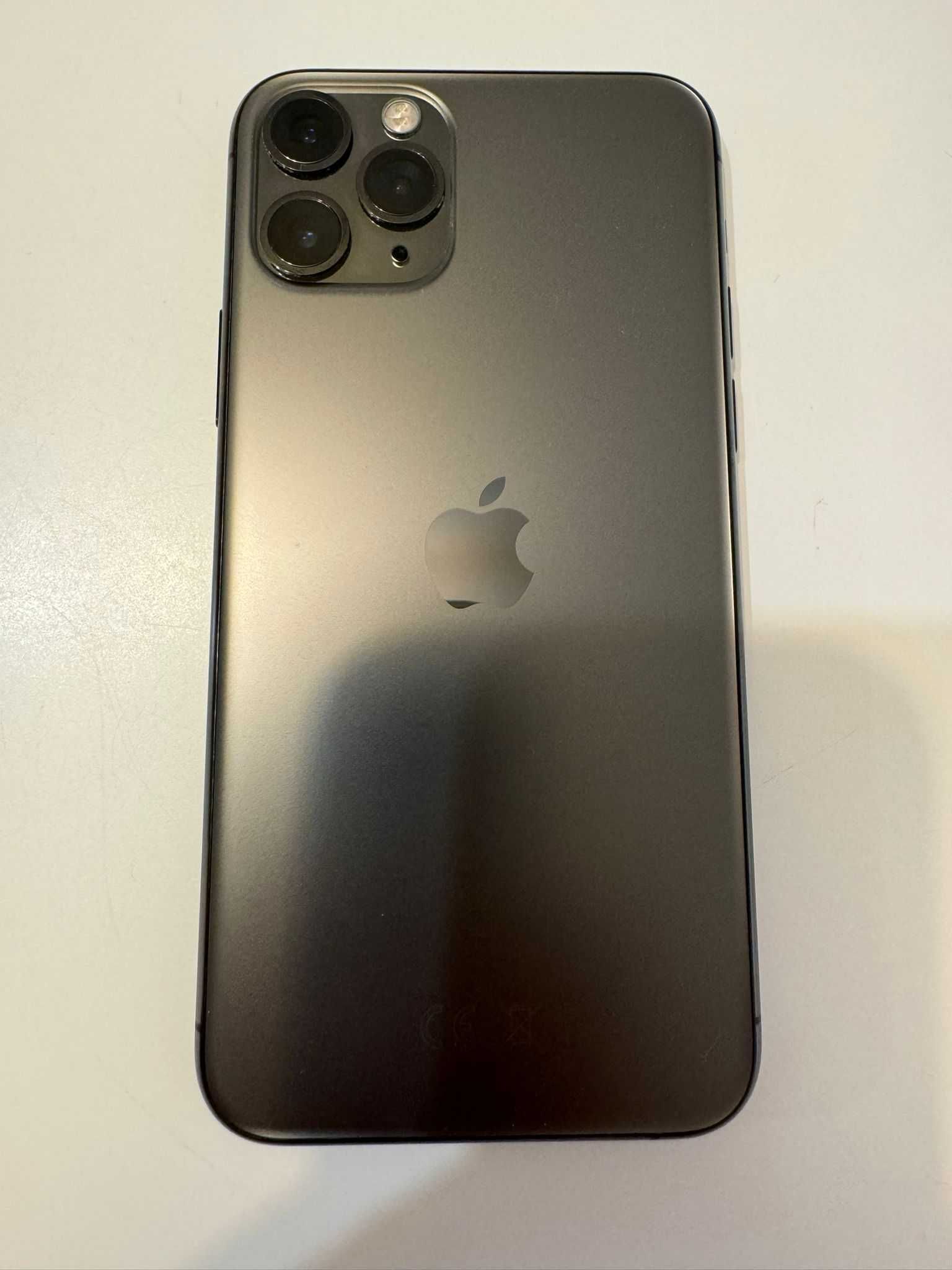 Iphone 11 Pro Balck 64Gb liber orice retea