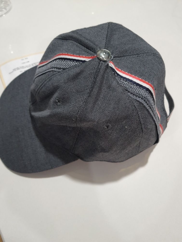 Thom browne cap нова