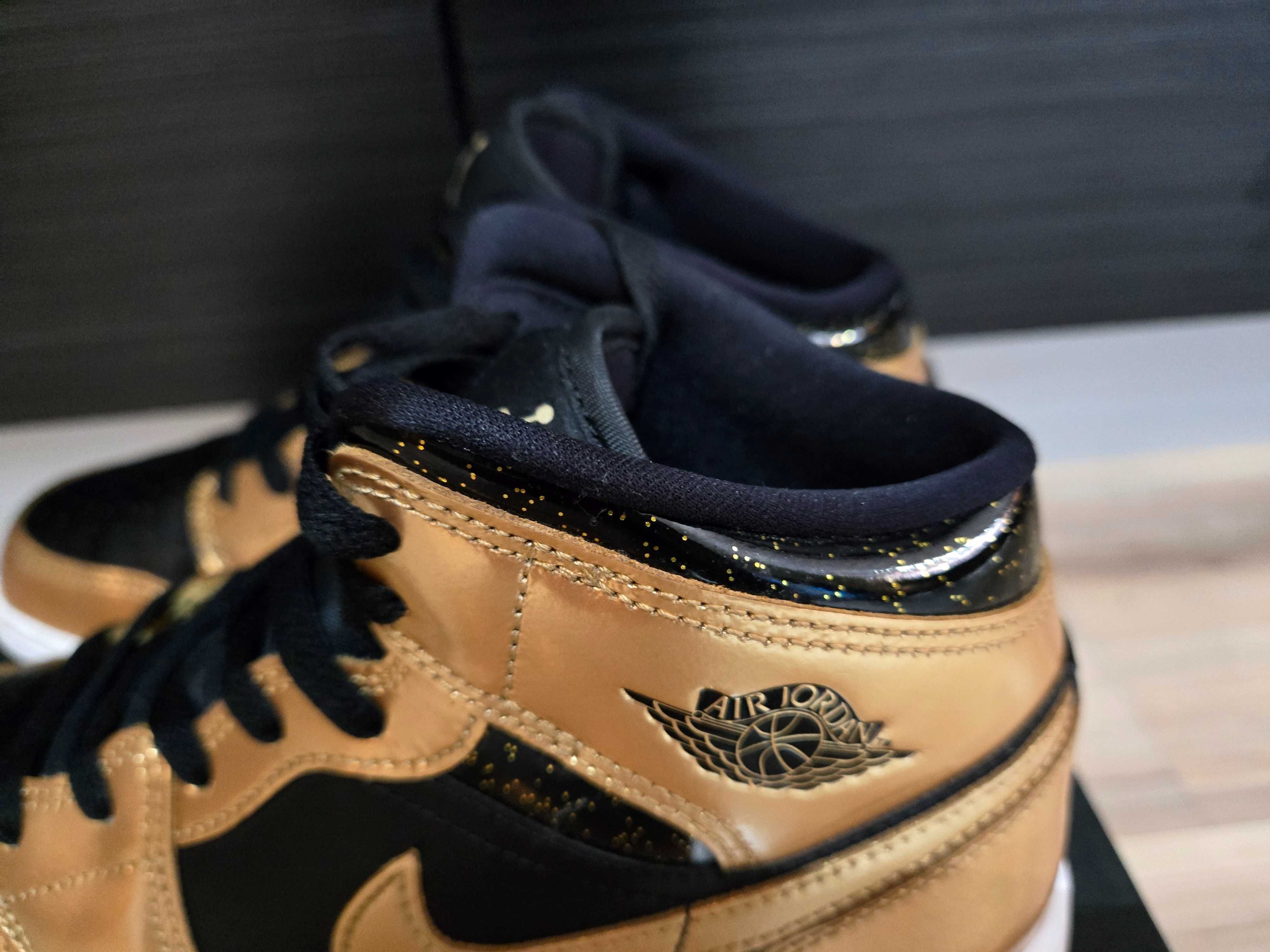 Маратонки Nike Air Jordan 1 / Перфектно състояние