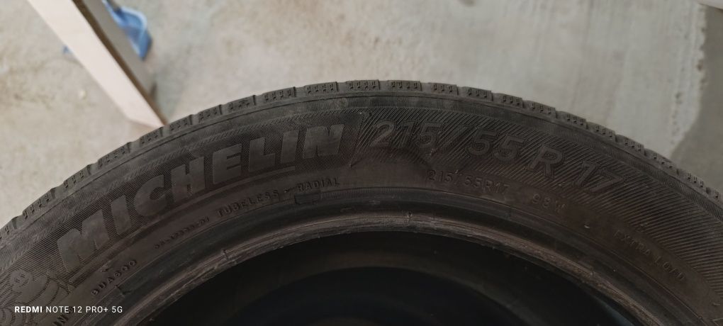 215/55 R17 Michelin