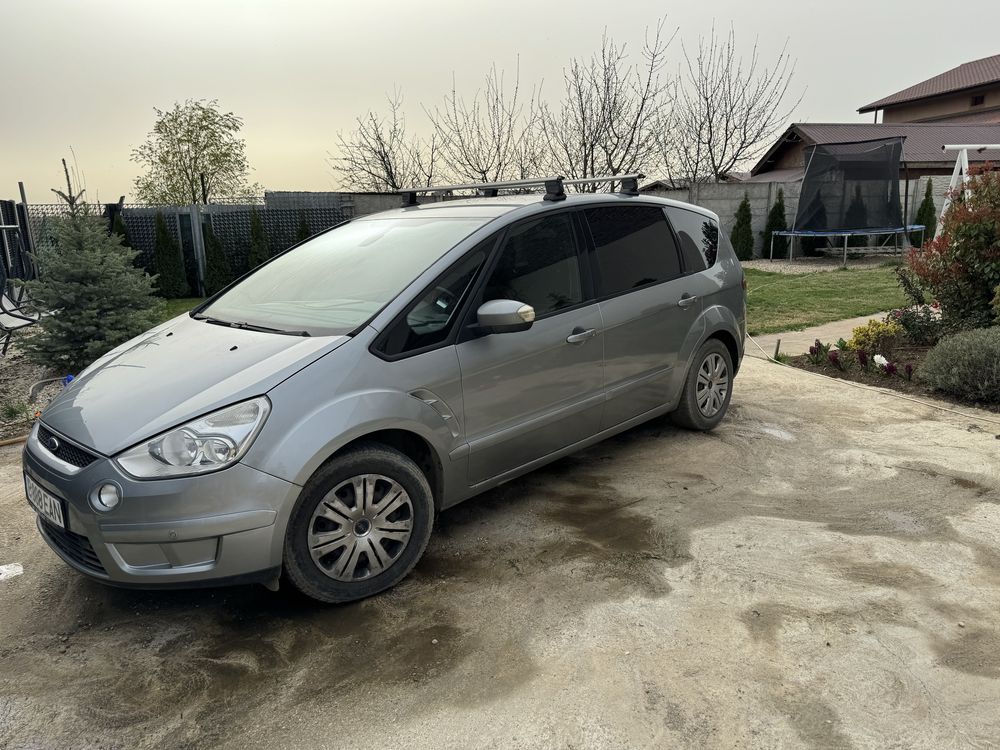 Ford S Max 7l ocuri 2009