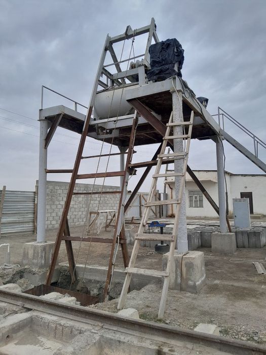 Бетонзавод сотилади (мешалка 1 кублик)