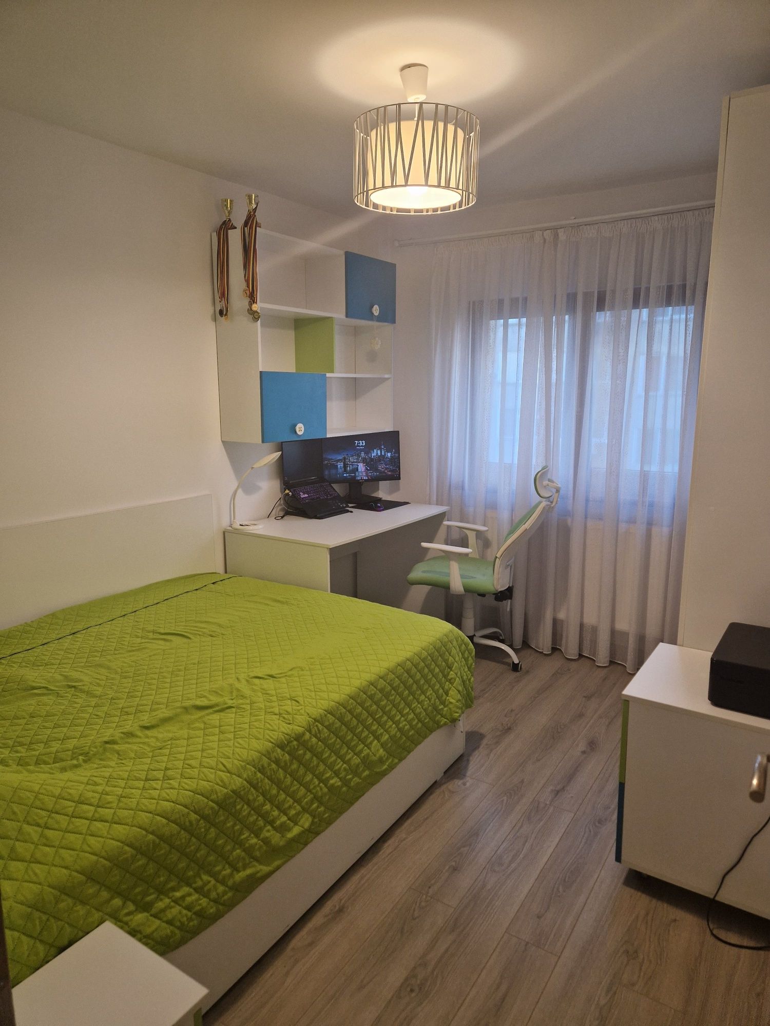 Apartament 3 camere renovat total, primul bloc Brancoveanu Oltenitei