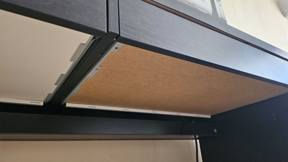 Бюро MICKE IKEA 142x50 см, черно-кафяво