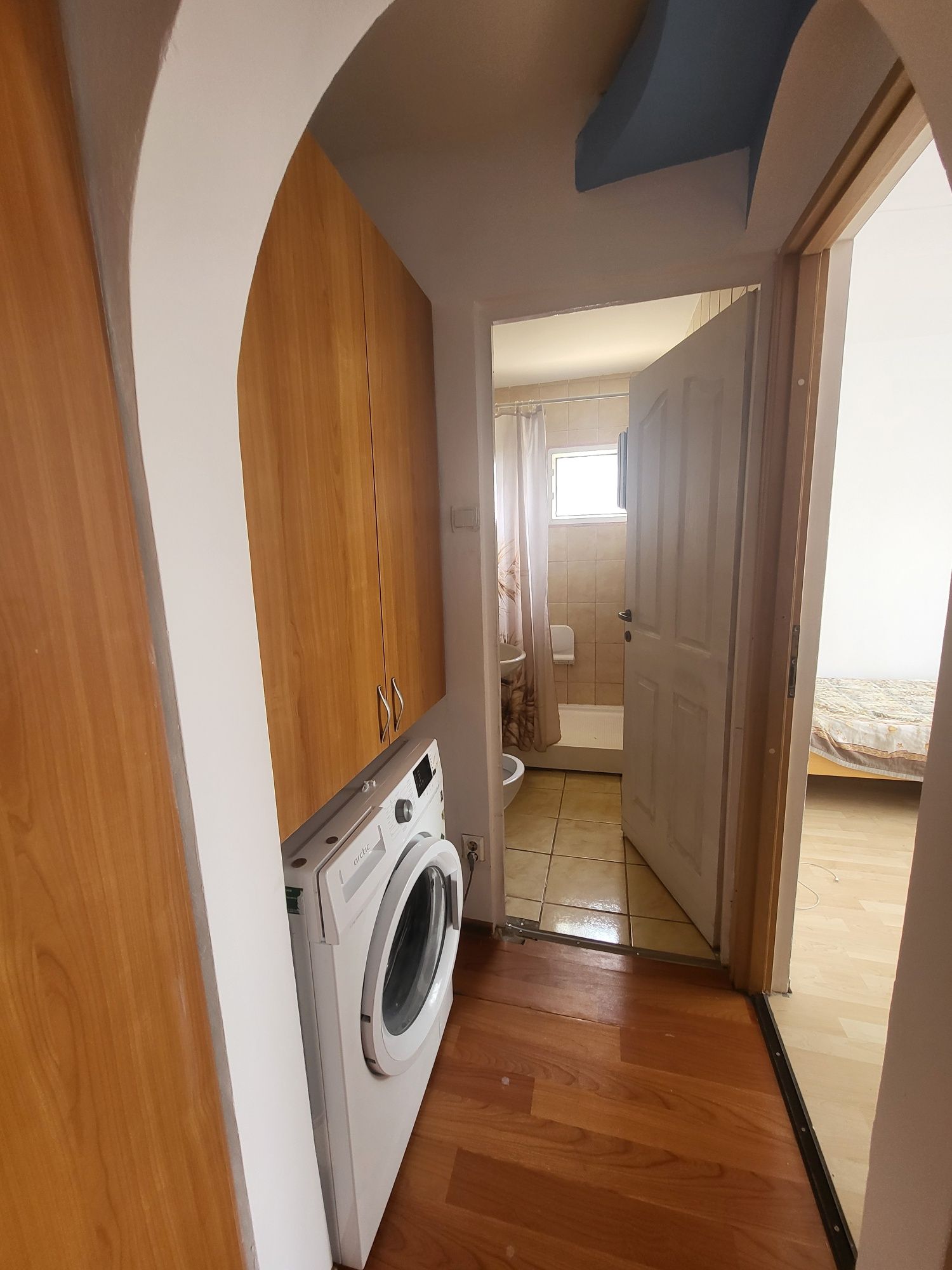 Apartament 3 camere Mircea cel Bătrân