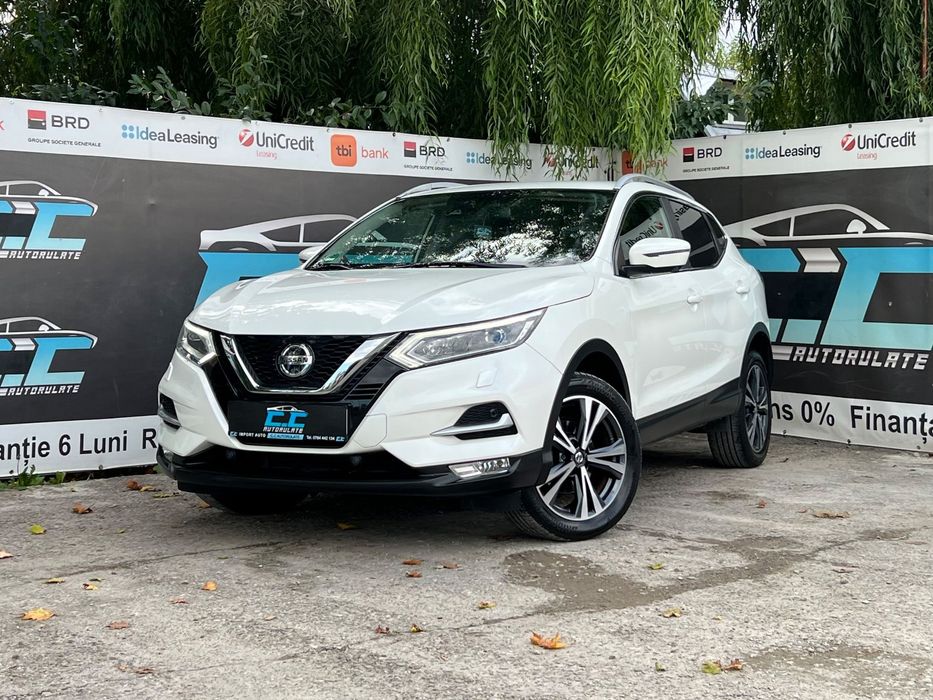 Nissan Qashqai TEKNA Încălzire Camere Full LED Garantie Rate