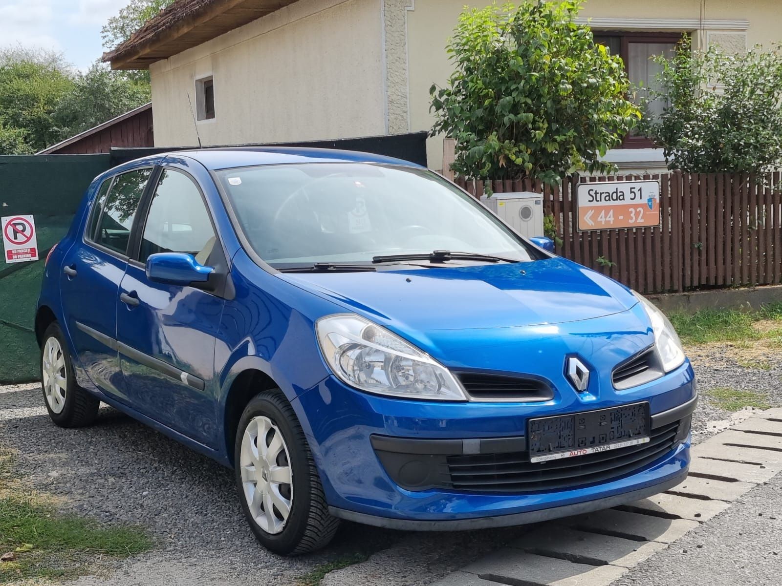 Vând Renault Clio III Motor 1.2 benzina an 2007