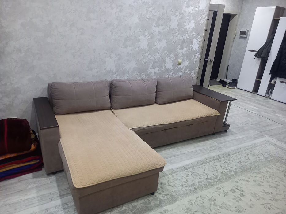 Продам угловой диван