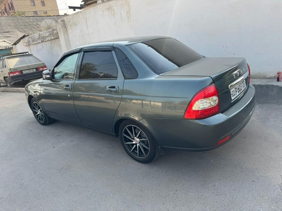 Продаю приору , 2010 года